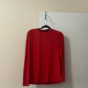 Vineyard Vines Boys Swim Shirt size M